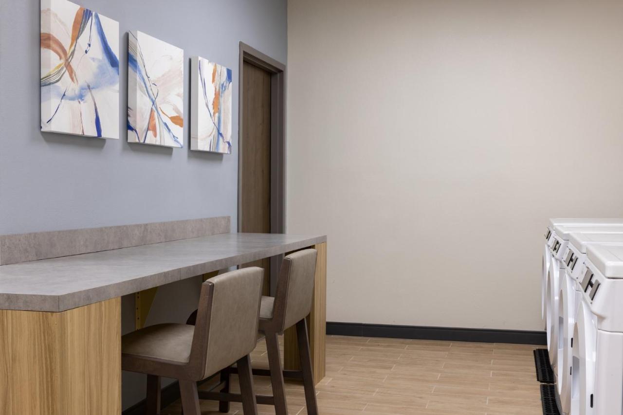 Candlewood Suites Deer Park By Ihg Exterior foto